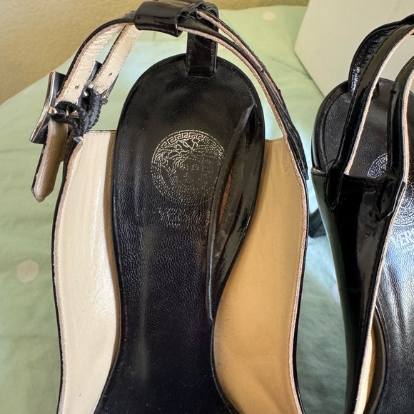 VINTAGE Versace Black Sling back Heels Womens size 37 1/2 - Picture 4 of 16